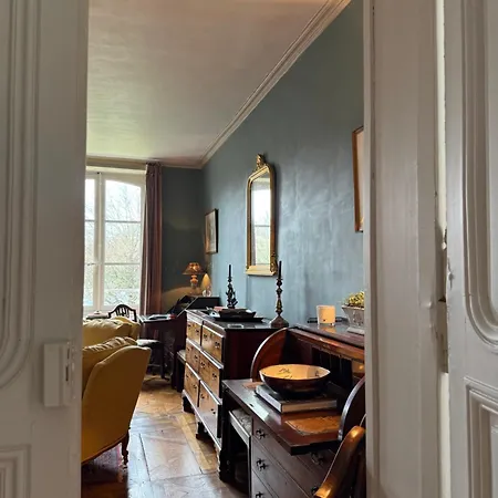 L Epernon Bed & Breakfast *