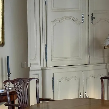 Bed & Breakfast L Epernon